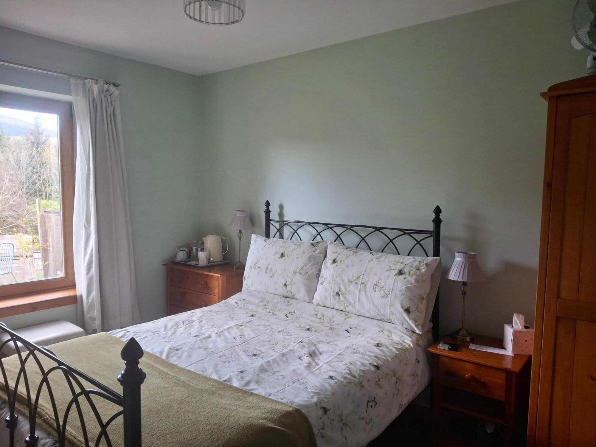 Rockfoot B&B Fintry Екстериор снимка