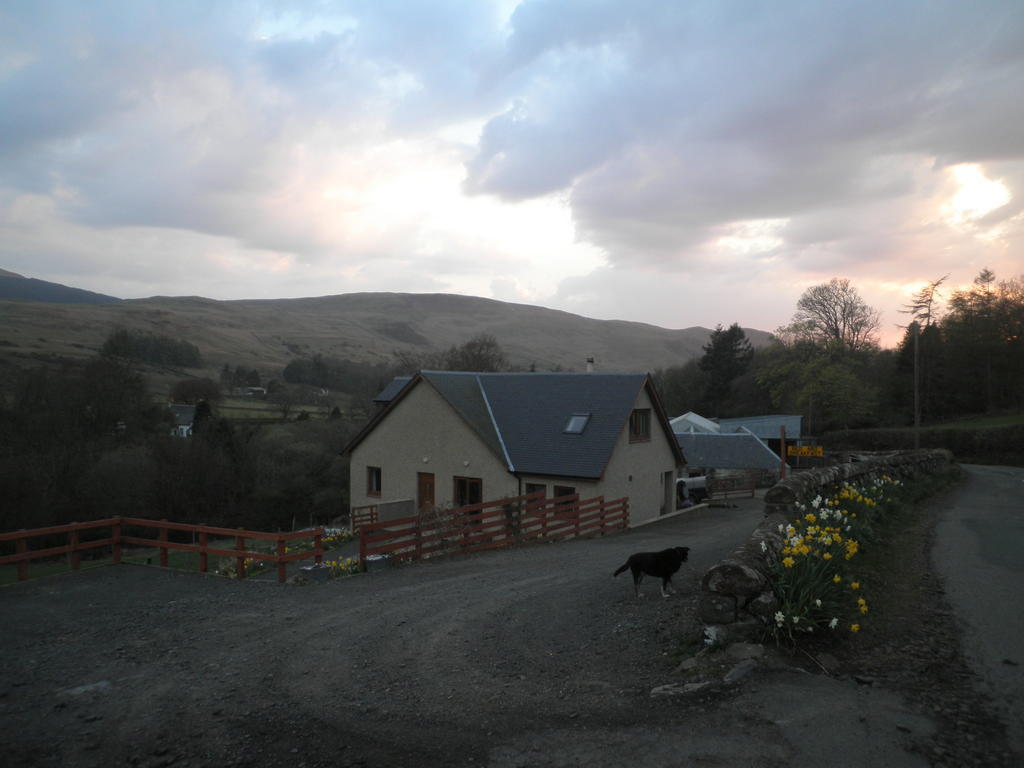 Rockfoot B&B Fintry Екстериор снимка